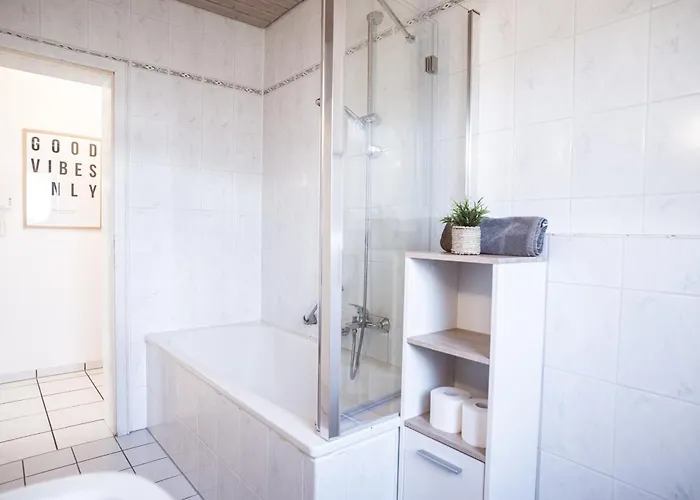 Moselzeit - Moderne Mit Terrasse Und Burgblick